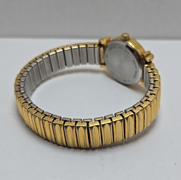 Womens Caravelle By Bulova Watch Gold Tone Mother Of Pearl C877485 New Battery - Picture 8 of 9